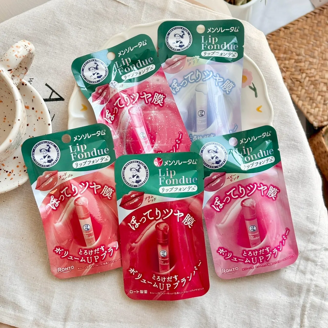 日本 曼秀雷敦 豐盈潤唇膏