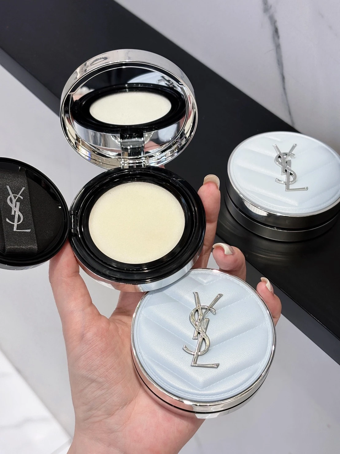 YSL 超模光感精華水氣墊