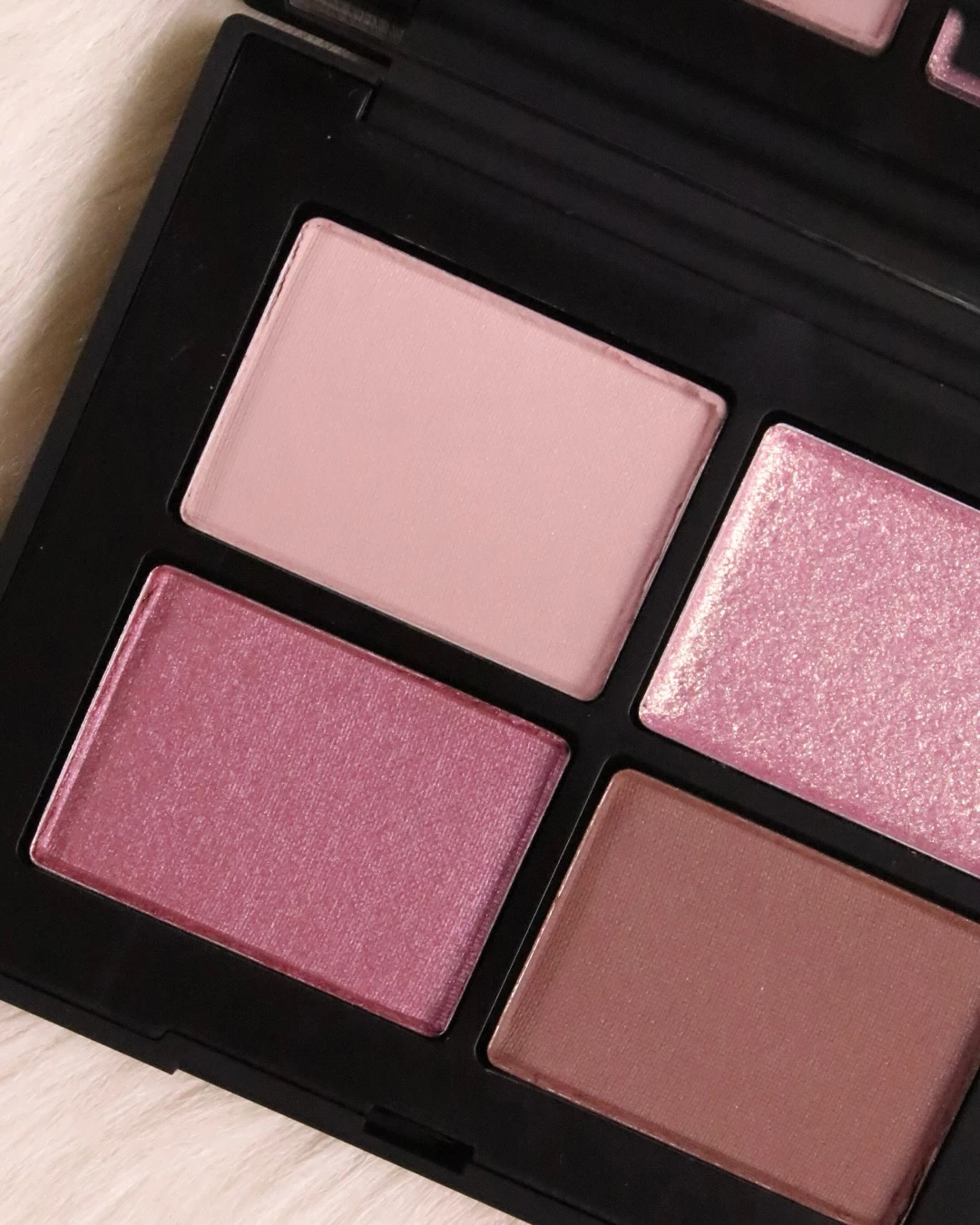 NARS 4色眼彩盤