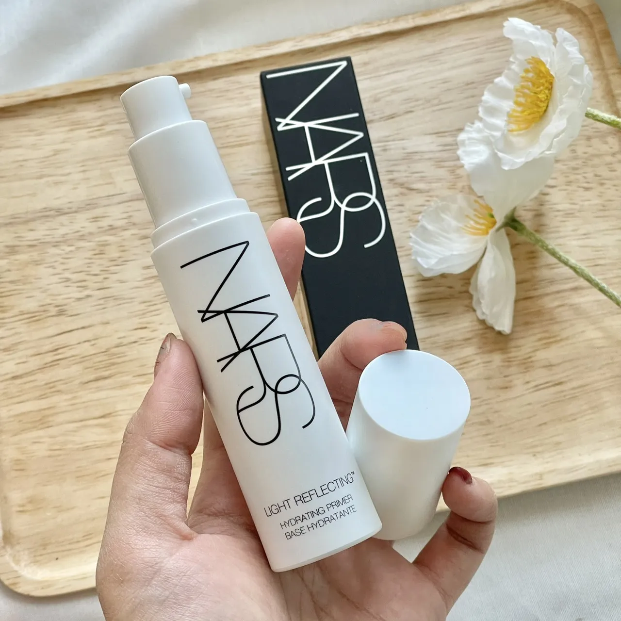 Nars 裸光超持久亮顏定妝噴霧