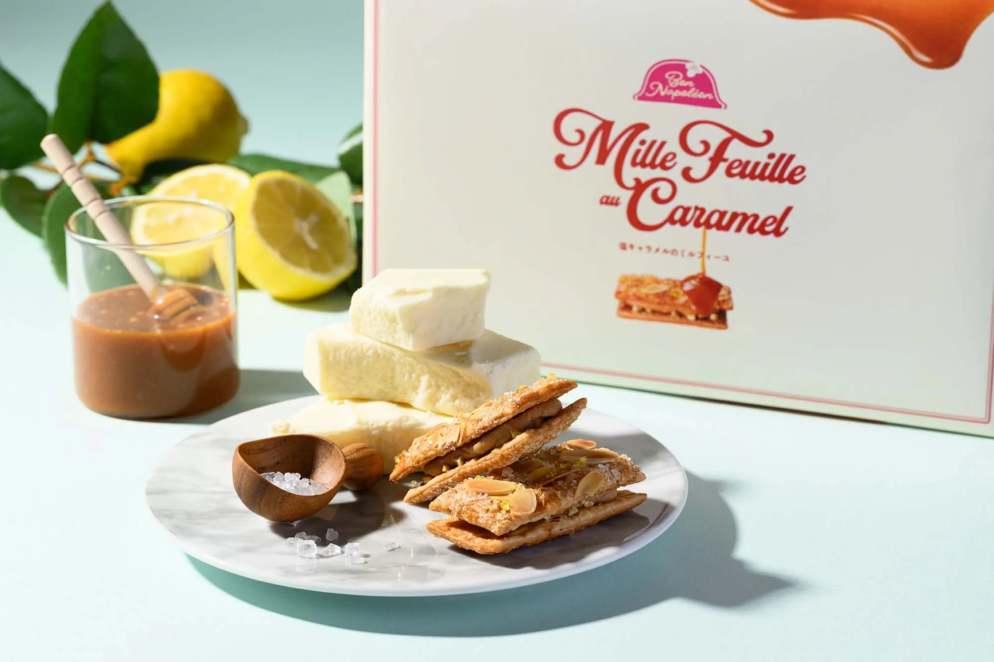 日本連線 ALMOND 拿破崙派夾心餅