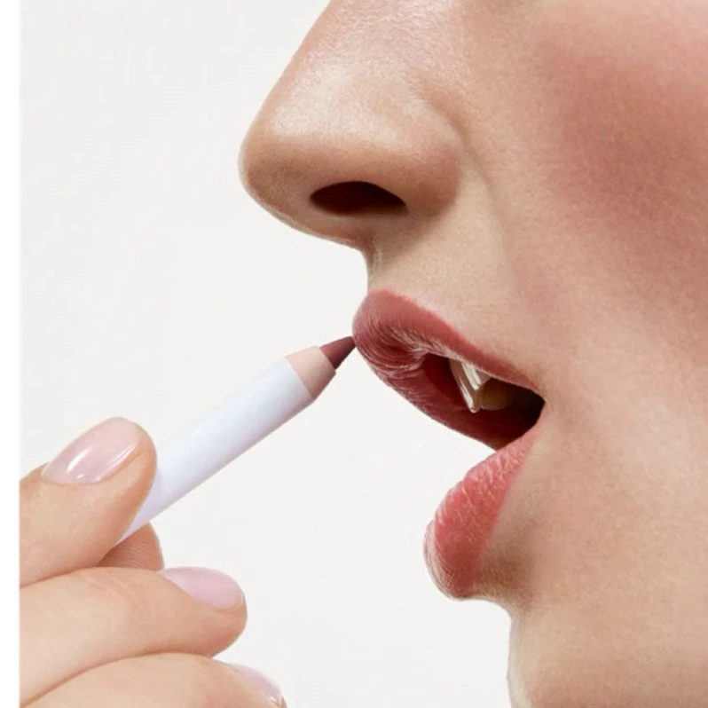 八折 Glossier 水潤持久唇線筆