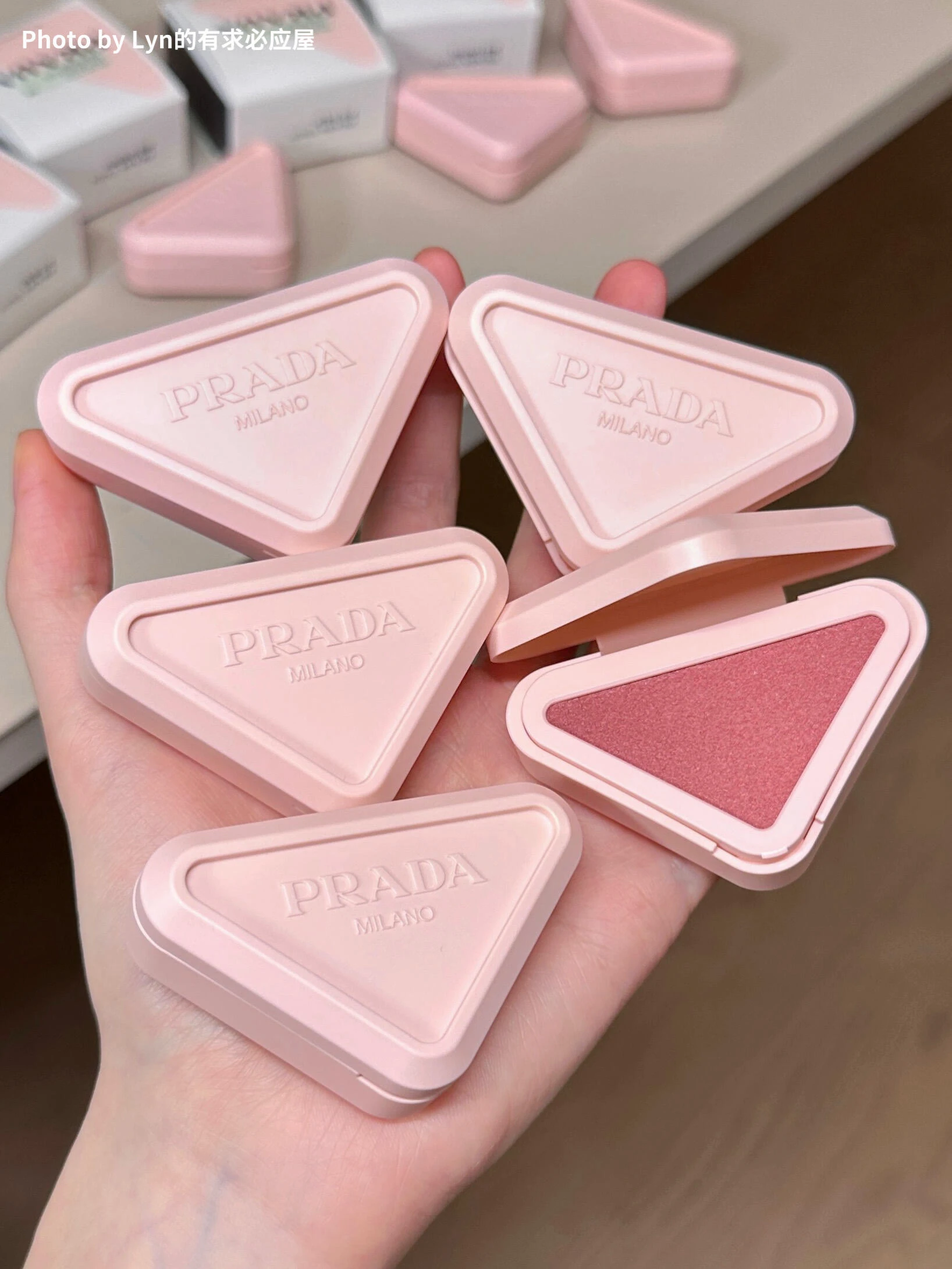 PRADA 輕霧暈染腮紅