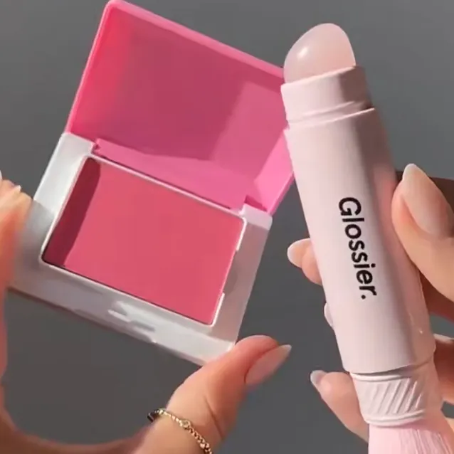 八折 Glossier 雙頭雲朵腮紅刷