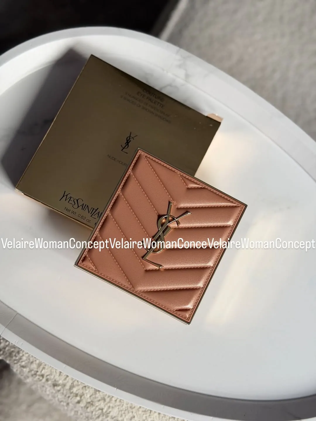 八折 YSL 高訂時尚九色眼影盤