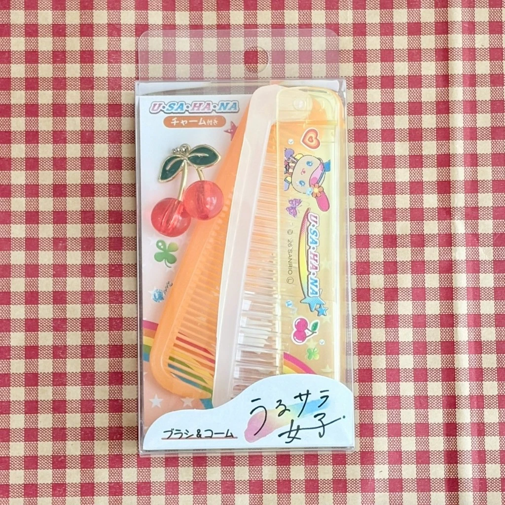 日本 三麗鷗 Sanrio 折疊梳