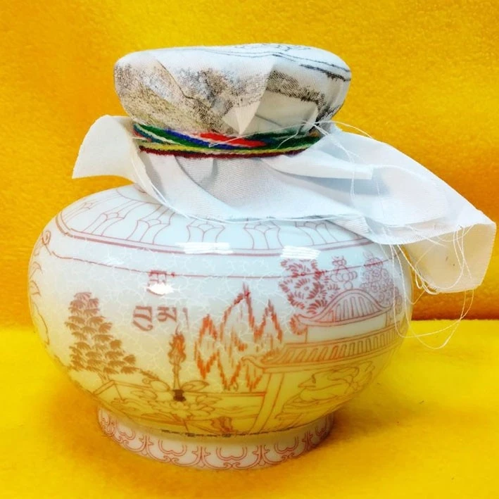 <西藏空運來台>西藏最神祕之金剛亥母聖地~桑頂寺龍王寶瓶~怯病~祈雨~求財~心想事成~利益眾生的寶物