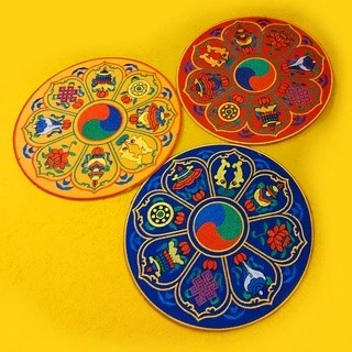 西藏【八吉祥圓滿法墊布】 法器墊/鈴杵墊/杯墊/佛像墊 (圓型硬布) 象徵天圓地方