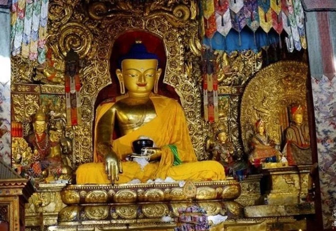 西藏【薩迦寺】 薩寶千牟秘製藏香筒裝版 七文殊無量藏香(智慧無畏香)