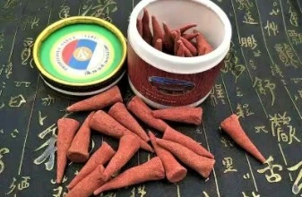 西藏【薩迦寺】 薩寶千牟藏塔香