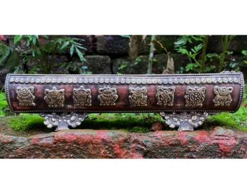 尼藏【古典手工藏香爐(吉祥八寶~純黃銅半截式無蓋臥香爐)】尼泊爾復古藏式風格~巴特岡古城藝術