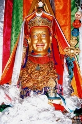 西藏山南【札央宗】札央宗查色寺秘製煙供下施施食柏樹粉