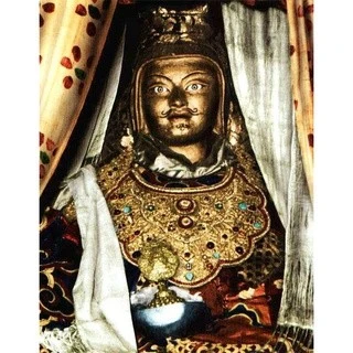 西藏【西藏桑耶寺加持開光金剛杵】 如我蓮師法相前開光 修持息增懷誅 穩定內在力量 (贈蓮師伏魔印金剛帶)