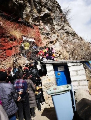 西藏山南【札央宗】札央宗查色寺秘製煙供下施施食柏樹粉