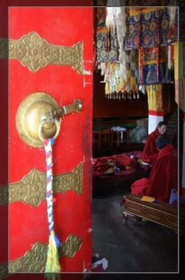 西藏拉薩【格日桑丹林寺】 千手觀音解脫聖物甘露丸(瑪吉拉尊姆加持)