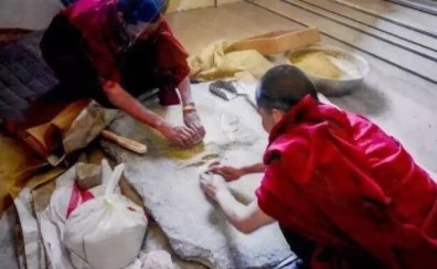 西藏【敏珠林寺】敏珠林寺頂級極品供佛藏香(富貴圓滿香)(紅色方盒裝)