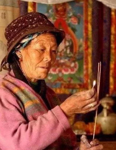 【西藏楚布寺藏香】<楚布寺藏民家用香 大鵬金翅鳥勇智香 (簡易包裝)>3綑/5綑/10綑 組合