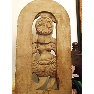 尼泊爾~實木雕(老件)~黎明女神