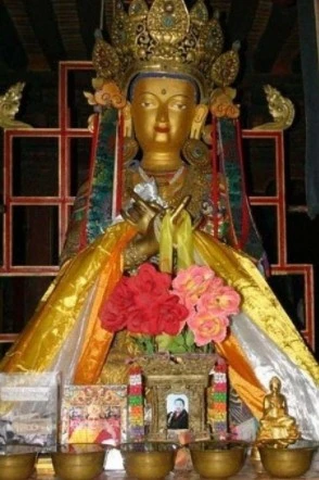 西藏【彩繪手工榆樹木製精緻藏香爐.臥香盒】可燃臥香藏香 (兩種尺寸)