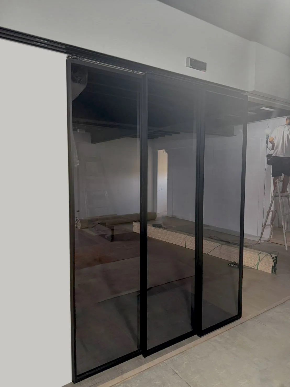 同步連動-電動門