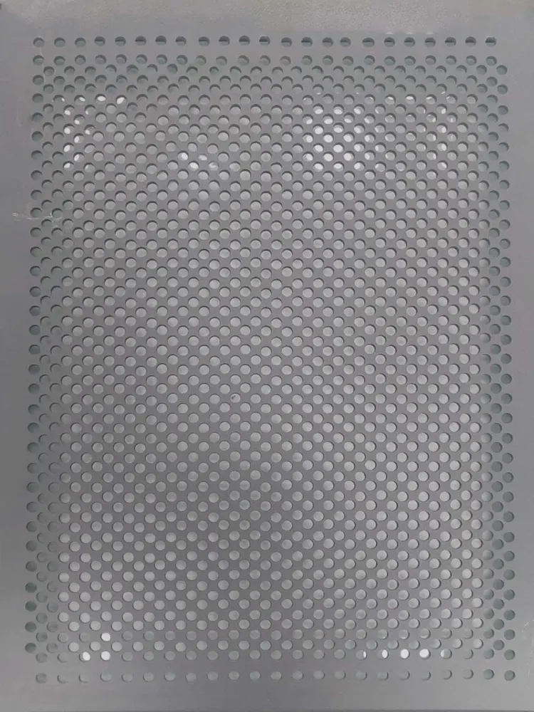 IM02-3MM孔洞<br>
<br>
材質:鐵網/不鏽鋼<br>
厚度:1.2mm<br>
3mm孔徑<br>
建議尺寸內W1500mm X H1800mm
