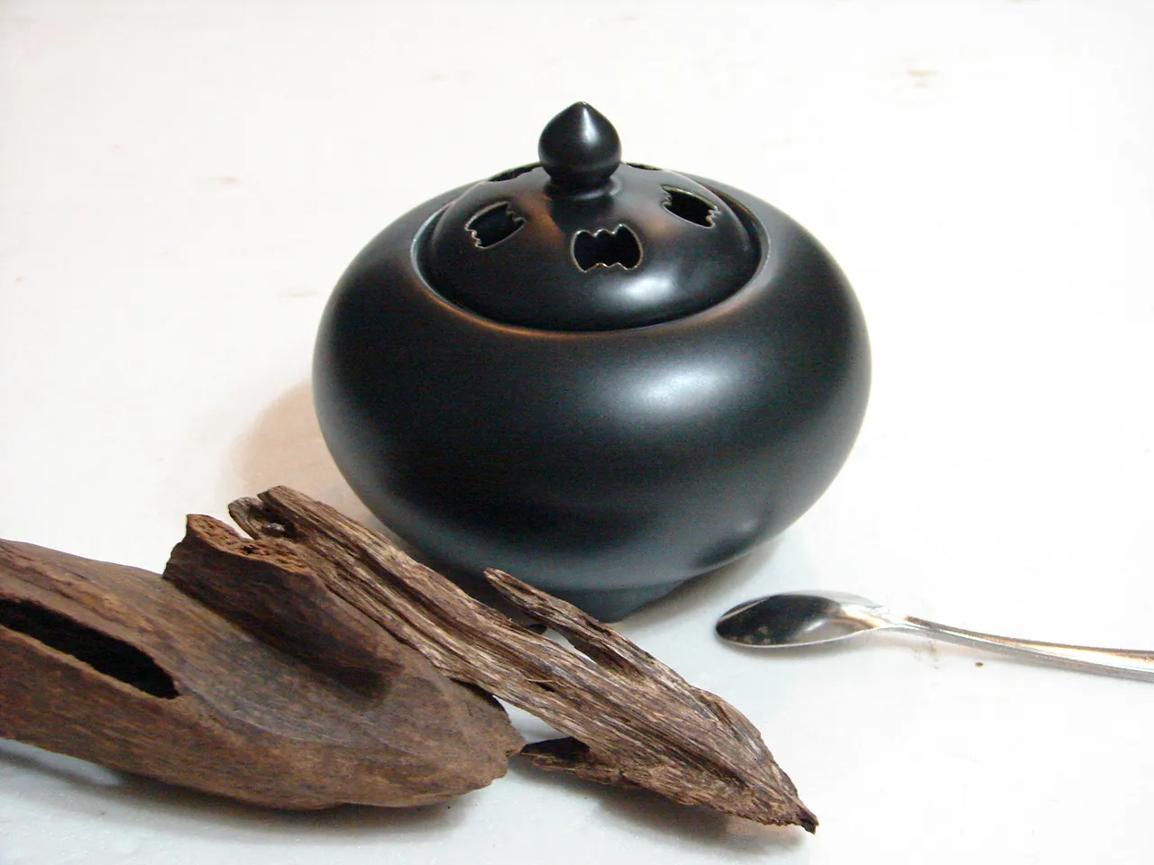 五福臨門電子薰香爐黑晶