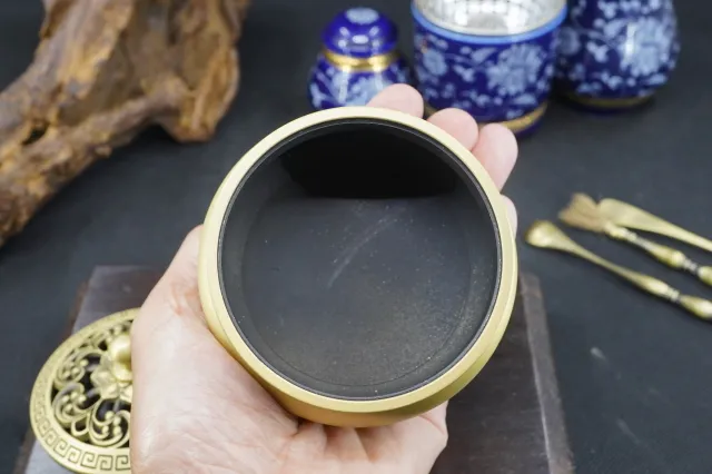 銅金蓮蓋三足香爐