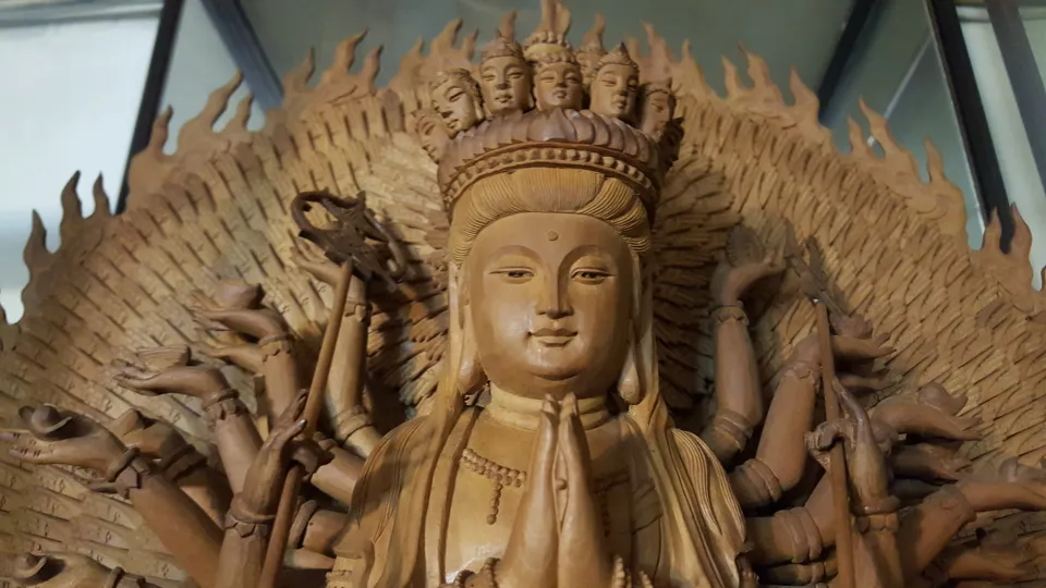 千手千眼觀世音菩薩(座)