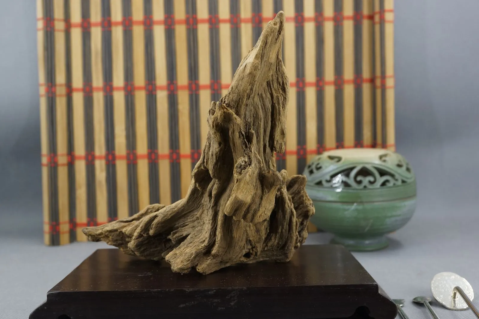 大件綠奇楠(一)~122.05g