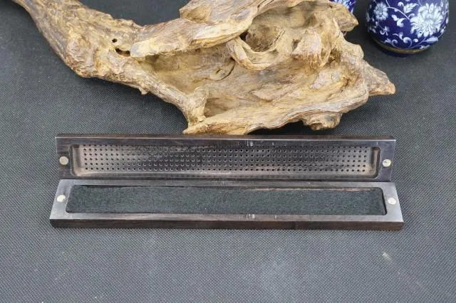 黑檀木臥香座(一座)