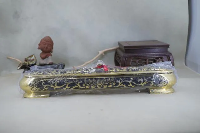 銅臥香爐(一尺)