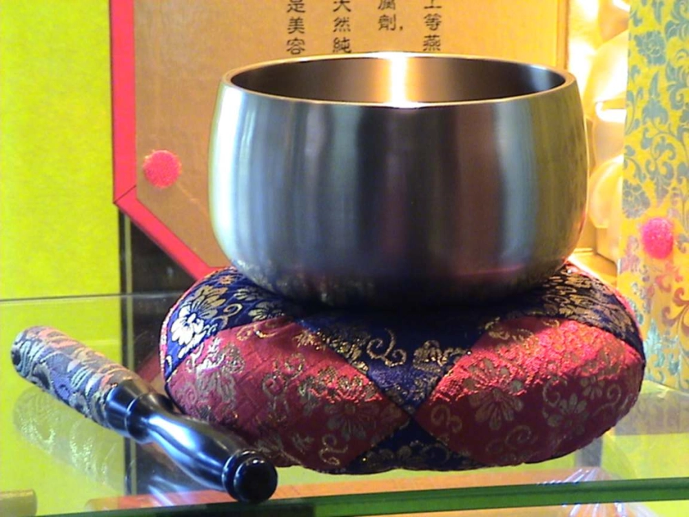 合金罄