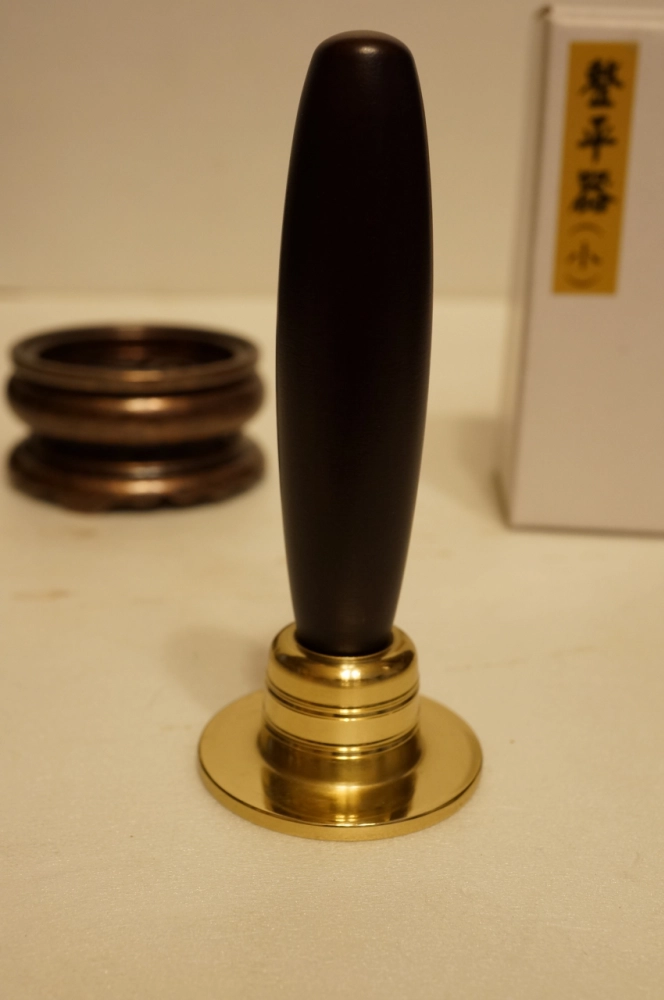 銅製香灰整平器