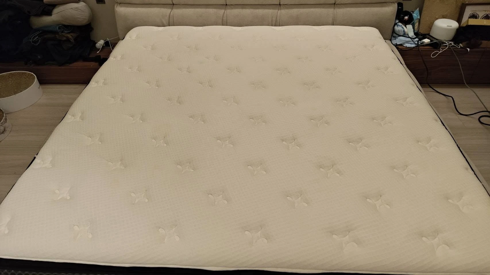 熊都巴洛克施作床墊清潔