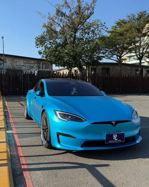 Tesla Model S Plaid