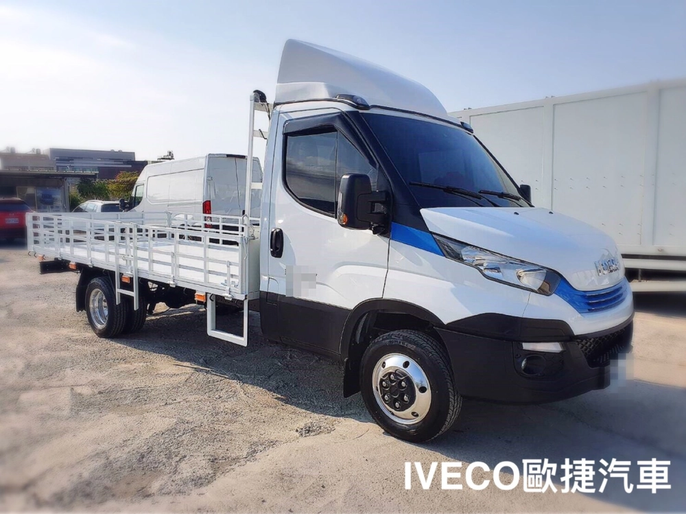 貨斗車廂-賽鴿運送車