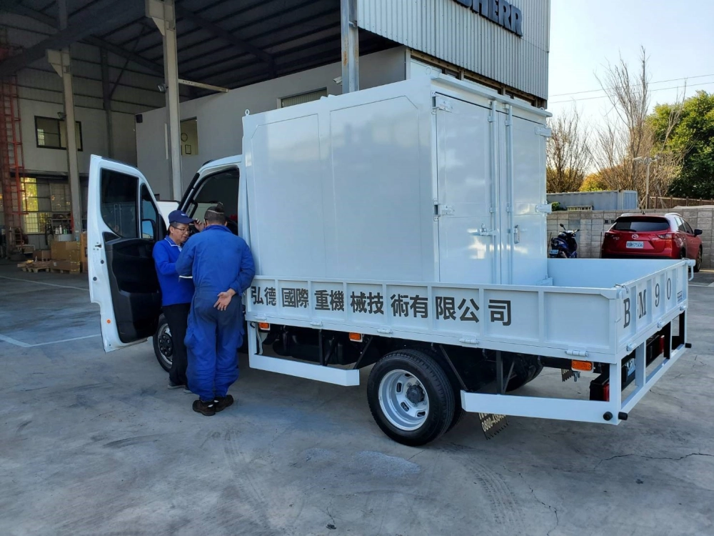 框式貨斗-重機械保修行動車