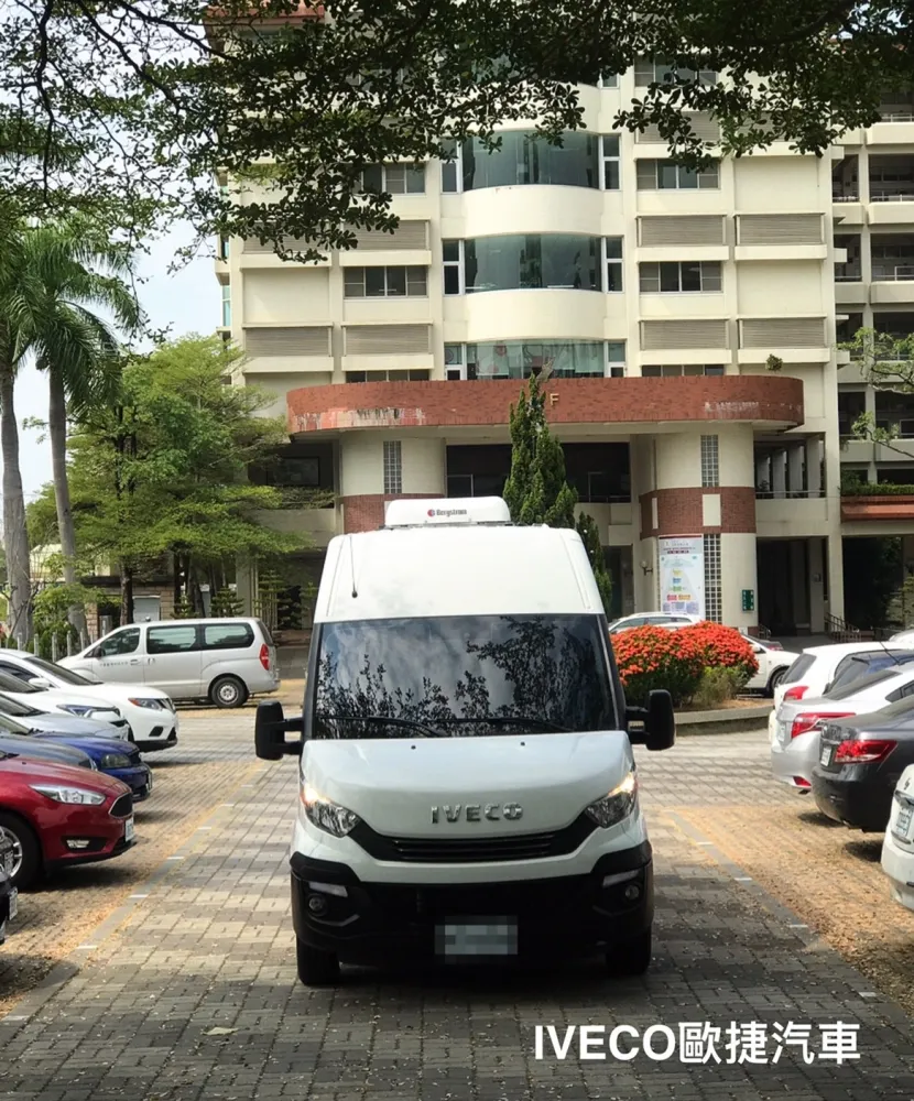 智慧醫療巡迴服務車體設計