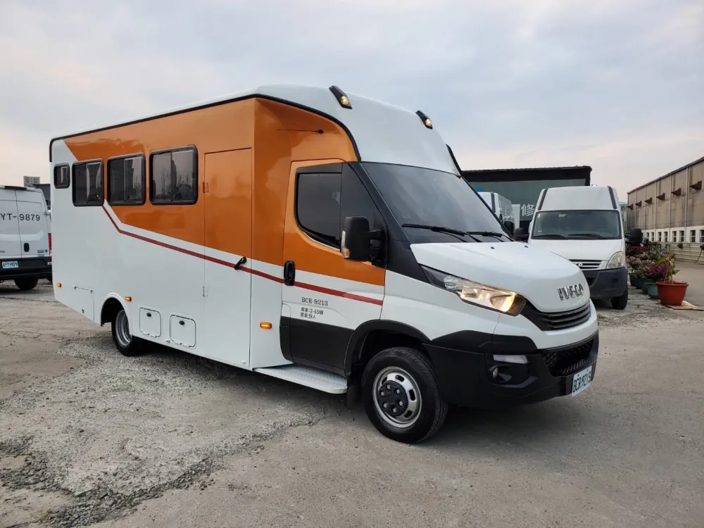 登山旅遊包車改裝｜台中露營車改裝廠｜烏日區露營車改裝廠