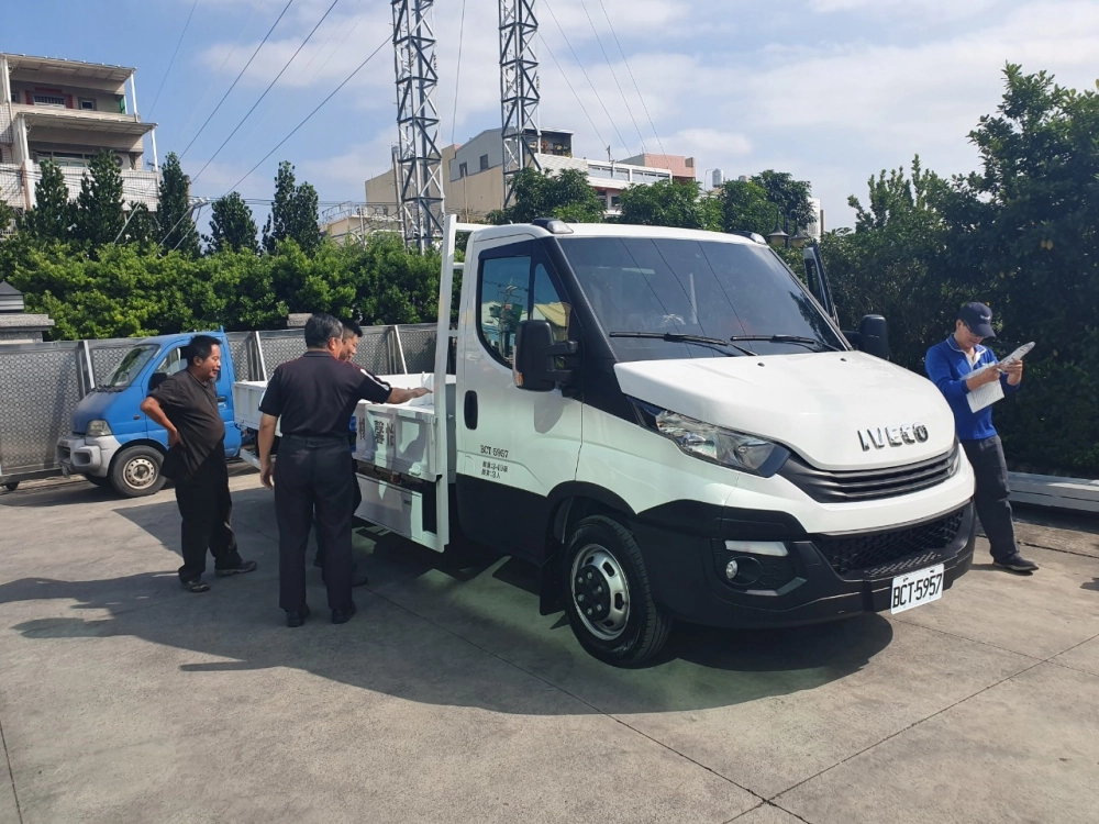 框式貨車-專業橡膠製造貨車