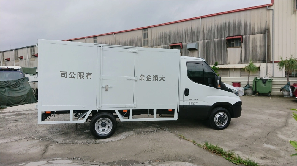 廂式貨車-寢具專賣物流車