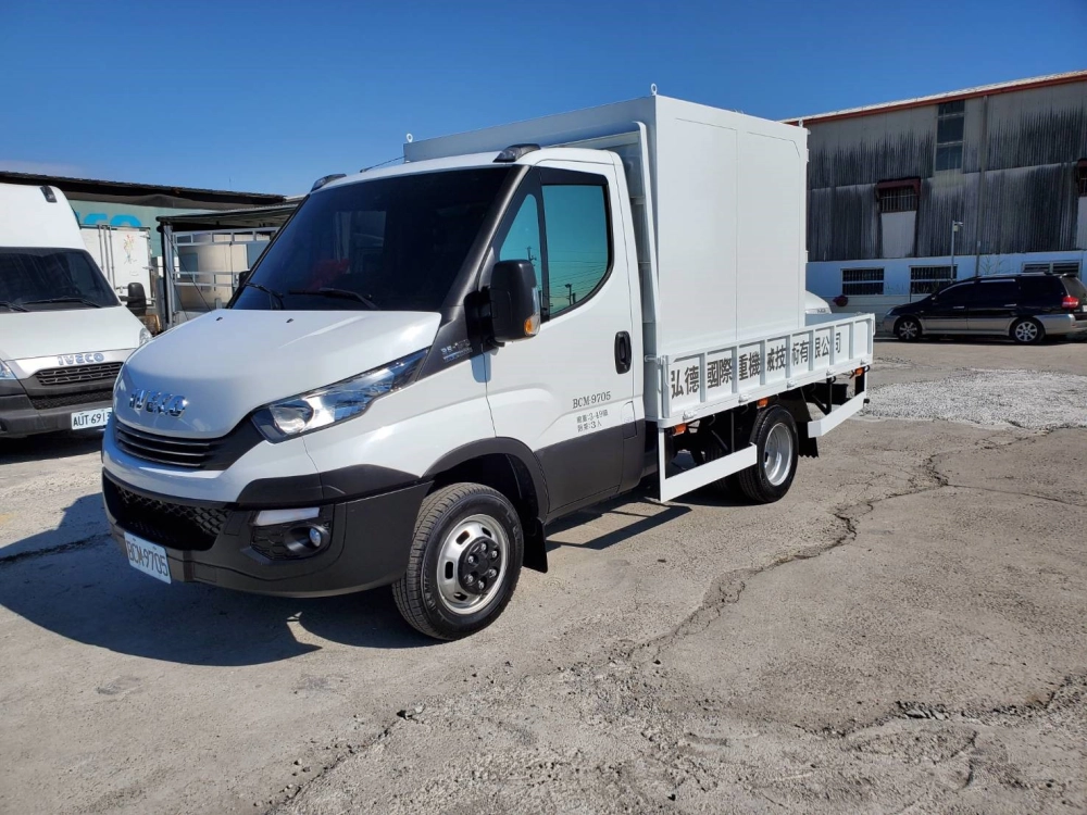 框式貨斗-重機械保修行動車