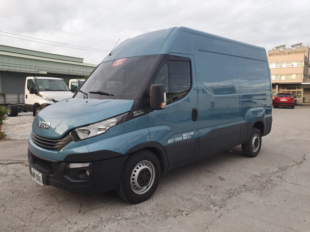 廂式貨車-生機飲食物流車