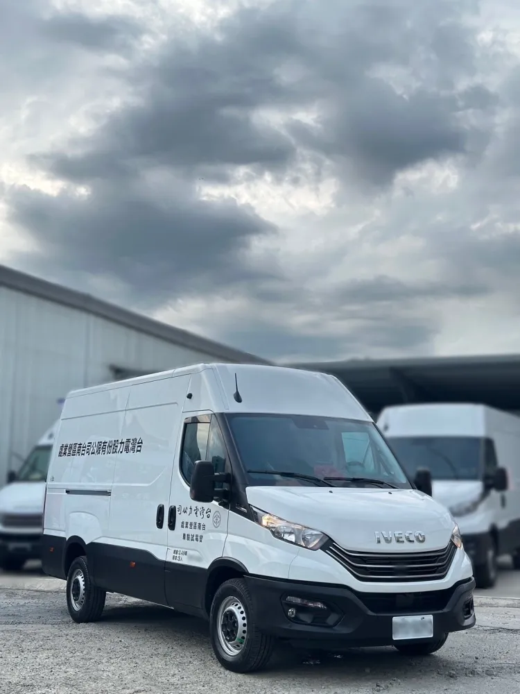 高機能試驗設備整合之行動工作車