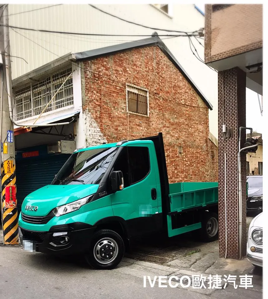 專業泥作工程貨車