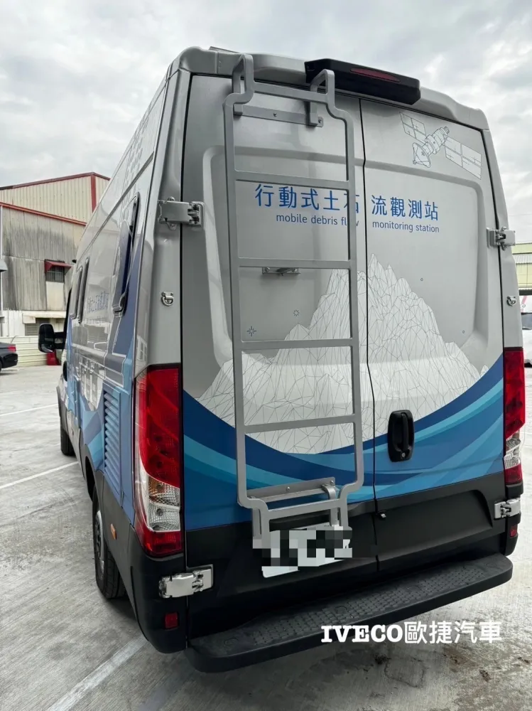 農業署水保局-行動式土石流偵測車車體改裝