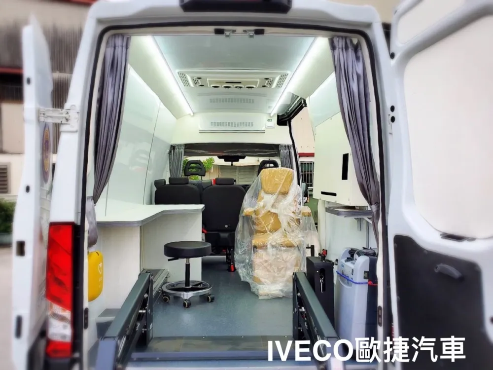 糖尿病暨足部健康行動醫療車