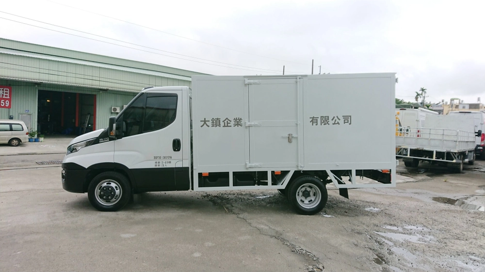 廂式貨車-寢具專賣物流車