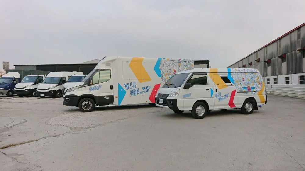 台中監理所-行動數位監理站車體外觀