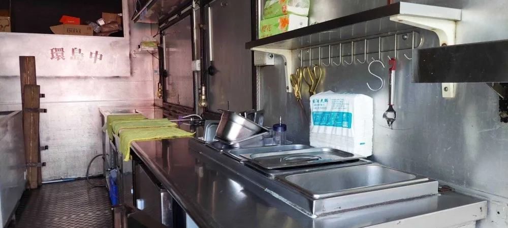 柴窯火腿商用行動餐車外觀設計